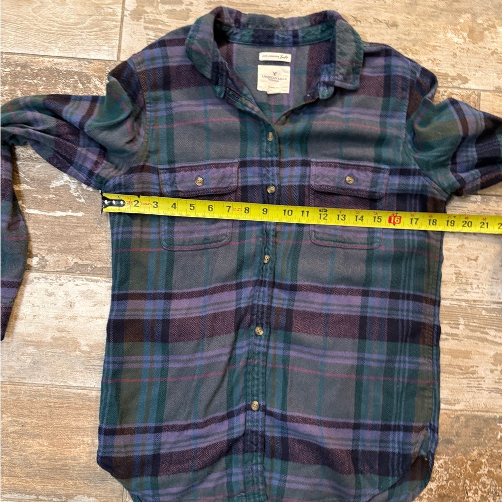 American Eagle Outfitters Green and Blue Plaid Button-Down Shirt - Picture 2 of 5